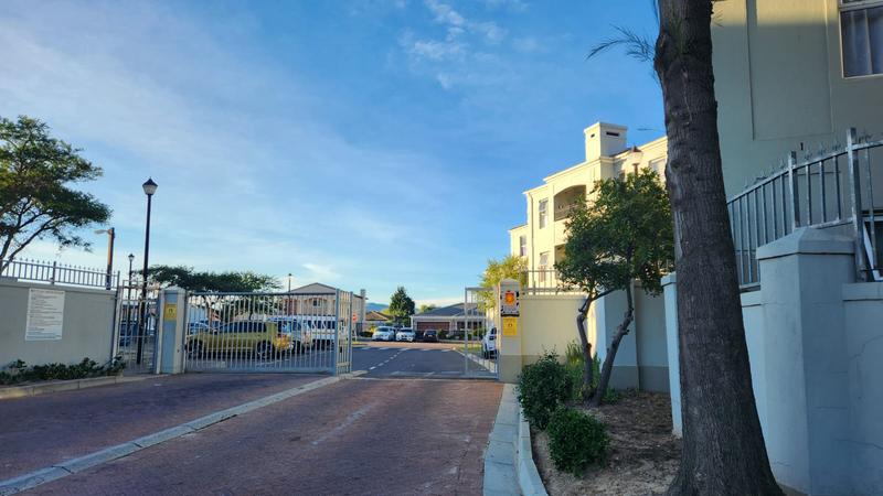 To Let 1 Bedroom Property for Rent in Parklands Western Cape